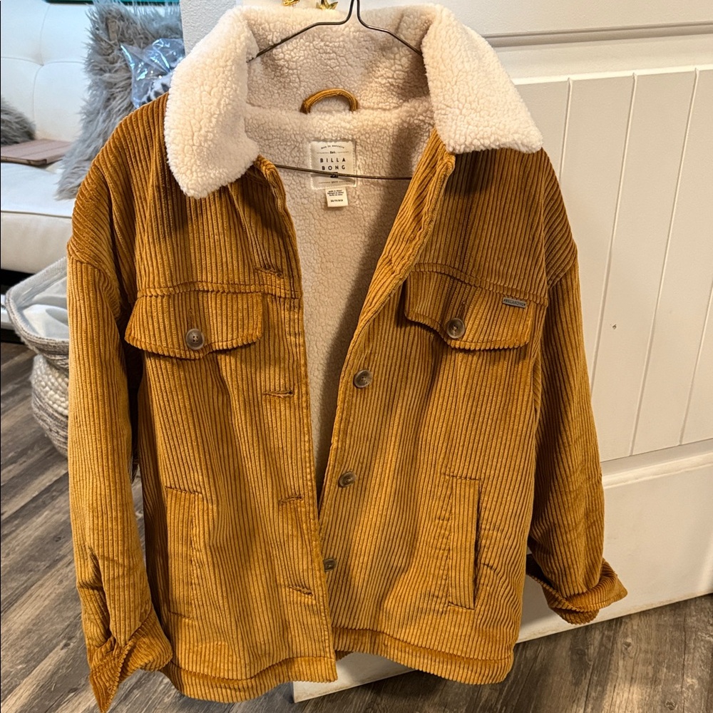 Billabong Mustard Corduroy Jacket with Sherpa Lining